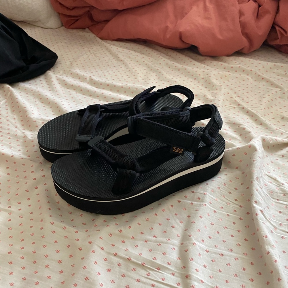 Teva flatform universal sandal